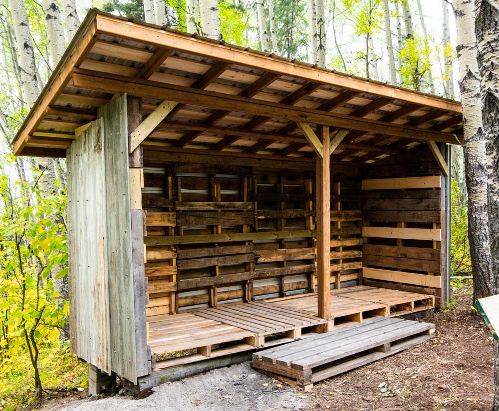 Recycled pallet shed