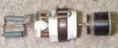 Main valve from the hydraulic ram pump