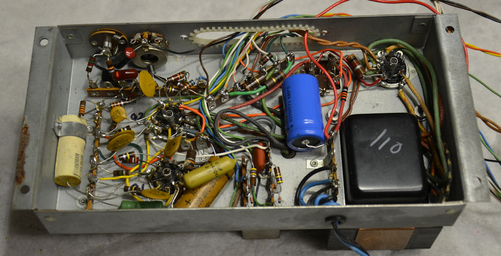 Amplifier chassis with additional circuitry